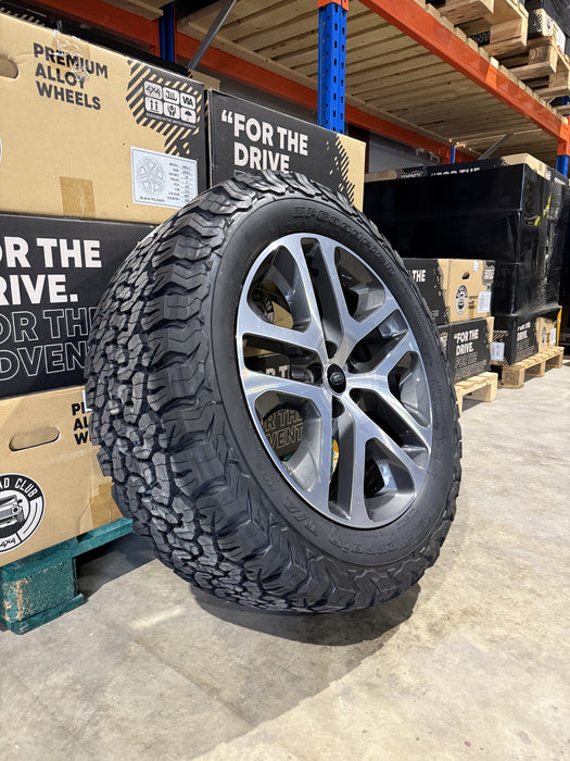 Genuine Land Rover Discovery 5 Style 5095 20" Alloy Wheels & Off Road Tyres