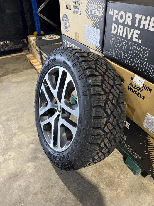 Genuine Land Rover Discovery 5 Style 5095 20" Alloy Wheels & Off Road Tyres