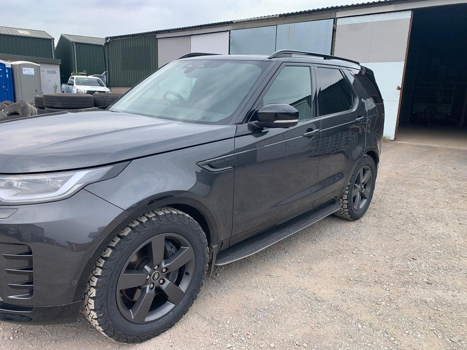 Genuine Land Rover Discovery 5 Style 5098 20" Alloy Wheels & Off Road Tyres