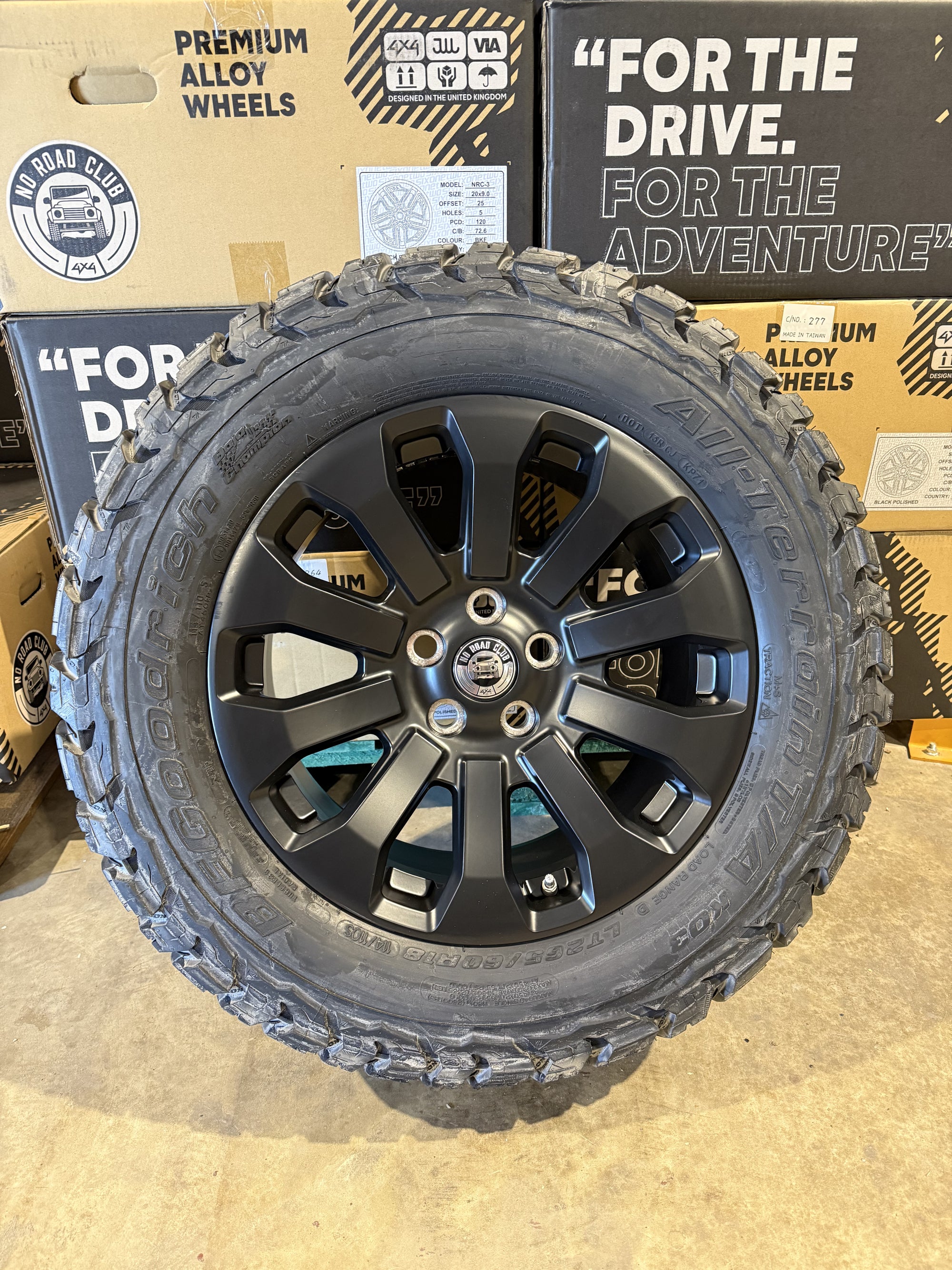 NRC-1 18" Land Rover Discovery 4 Off Road Alloy Wheels &amp; Tyres